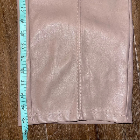7 For All Mankind High Waisted Faux Leather Slim Leg Pant Taupe Sz S - Picture 12 of 13